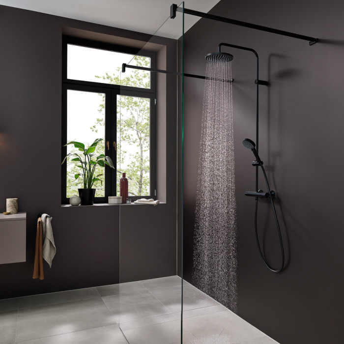 VERNIS BLEND душова система Showerpipe 220 з термостатом,  чорний матовий